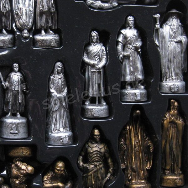 The Lord of the Rings Chess Set